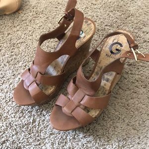 Guess wedges